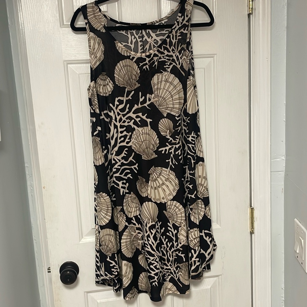 Ladies sx L shift dress or beach cover up …never worn